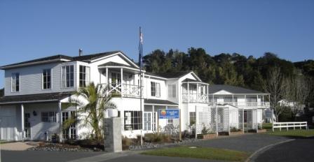 Bay of Islands Resort