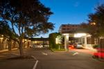 Avenue Motel