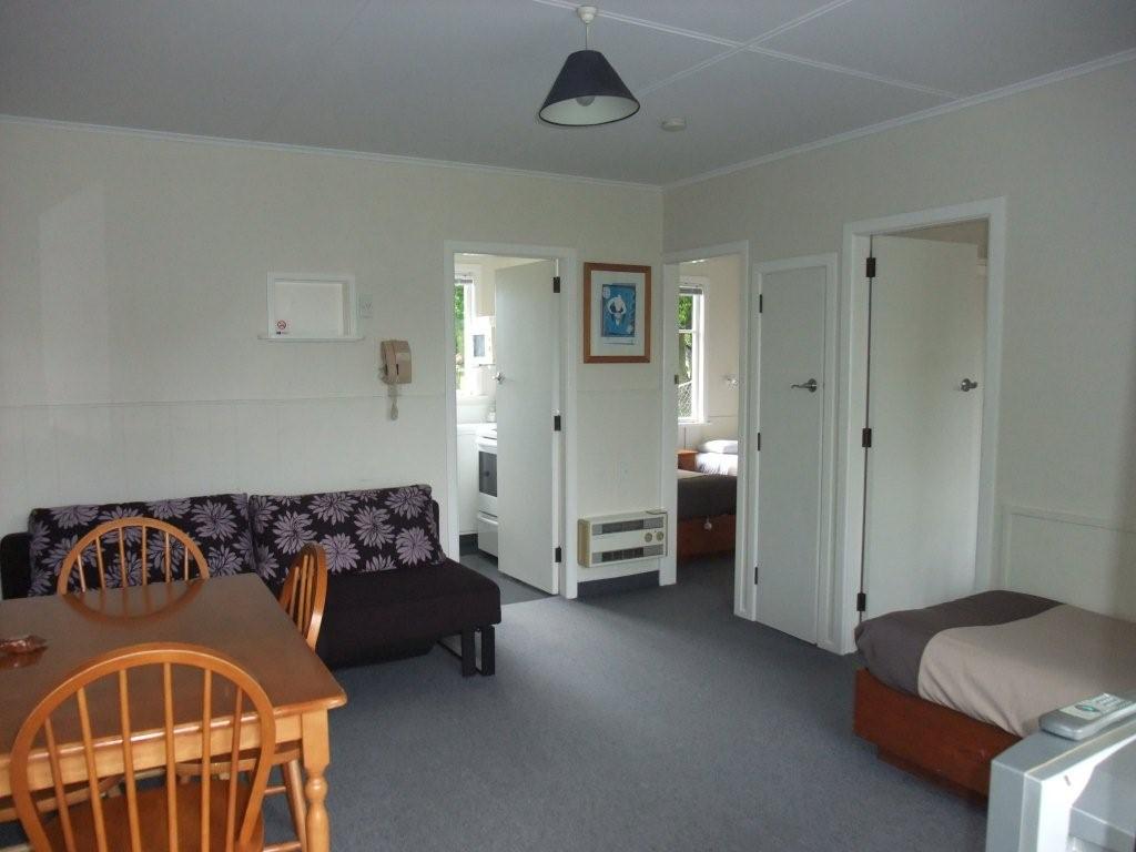 Cornwall Park Motel